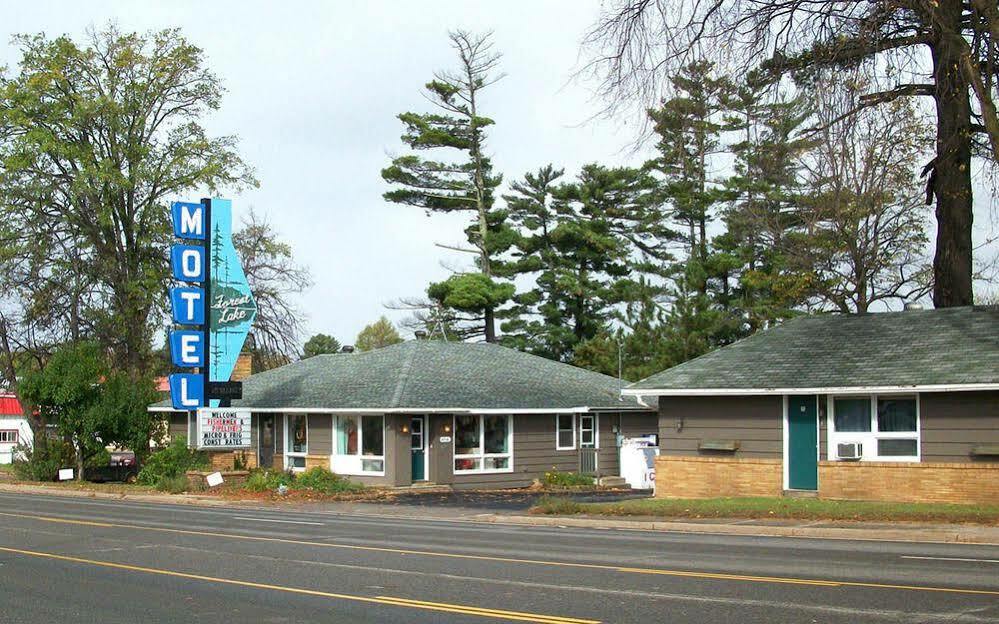 Forest Lake Motel Grand Rapids Luaran gambar