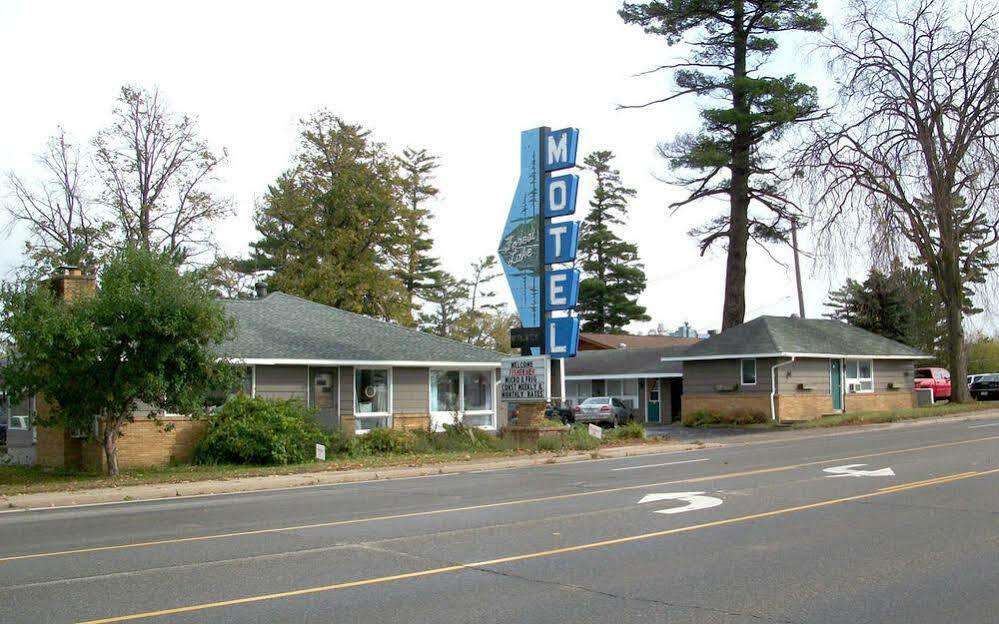 Forest Lake Motel Grand Rapids Luaran gambar